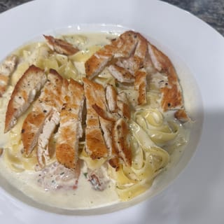 Chicken Fettuccine Alfredo
