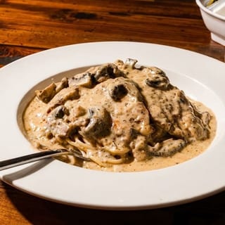 Fettuccine Alfredo